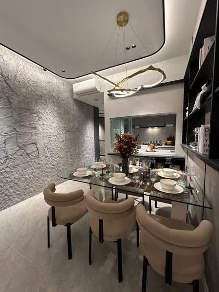 The LakeGarden Residences, , 3 Bedrooms, 1,238 sqft, Condominium For Sale, by Rae Ho 何诗蕊, 60240143 - Dining Room - PropertyGuru.com.sg
