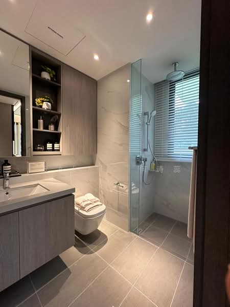 The LakeGarden Residences, , 3 Bedrooms, 1,238 sqft, Condominium For Sale, by Rae Ho 何诗蕊, 60240143 - Bathroom - PropertyGuru.com.sg