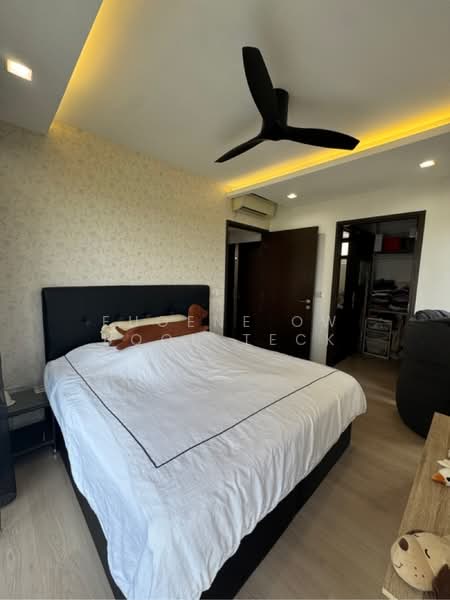 For Sale - Riverparc Residence