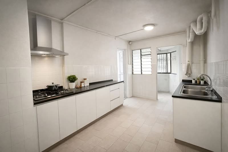 For Sale - 532 Hougang Avenue 6