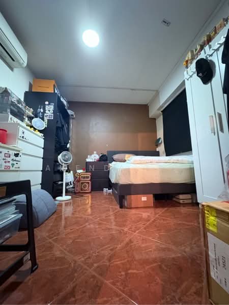 255 Pasir Ris Street 21 HDB Flat For Sale at S$ 660,000 | PropertyGuru Singapore - Common Room 2