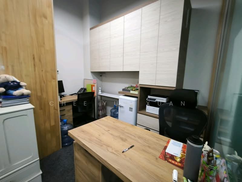 SBF Center, 160 Robinson Road, 624 sqft, Office For Sale, by Chee Yun Xuan, 60240224 - CommercialGuru.com.sg