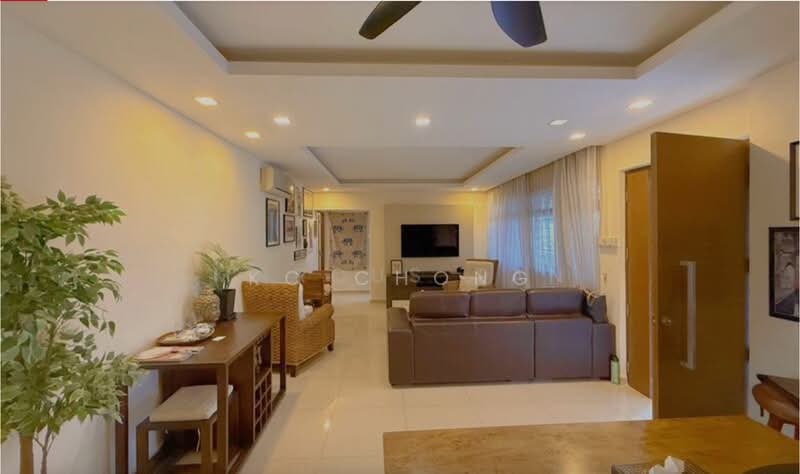 1 Pine Close, 1 Pine Close, 2 Bedrooms, 1,022 sqft, HDB Flat For Rent, by KC Chong, 60240265 - PropertyGuru.com.sg