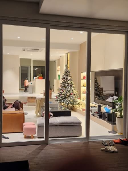 Sea Breeze Terrace Terraced House For Sale at S$ 5,200,000 | PropertyGuru Singapore