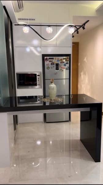 Waterfront Isle, 738 Bedok Reservoir Road, 2 Bedrooms, 904 sqft, Condominium For Rent, by Yeo Shu Qian, 60240347 - Kitchen - PropertyGuru.com.sg