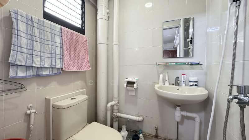 257 Jurong East Street 24 HDB Flat For Sale at S$ 440,000 | PropertyGuru Singapore
