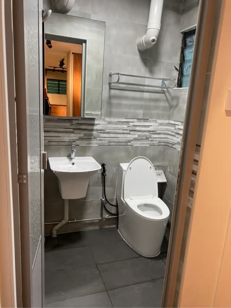 374 Clementi Avenue 4, 374 Clementi Avenue 4, 1 Bedroom, 355 sqft, HDB Flat For Rent, by Wendy Koh, 60240423 - PropertyGuru.com.sg