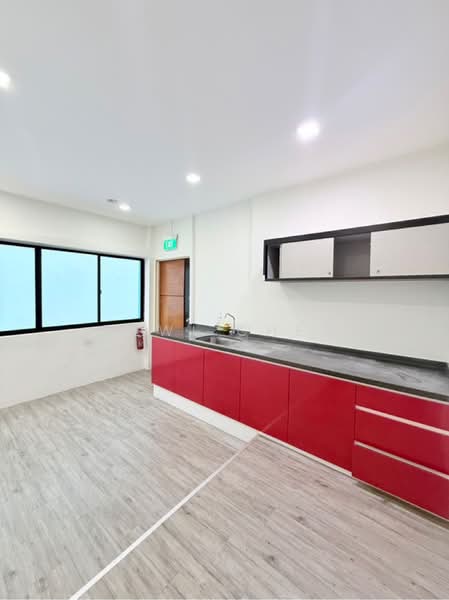 Tan Heng Lee Co, 1 Harvey Road, 2,990 sqft, Light Industrial (B1) For Rent, by Dewi Chen, 60240437 - CommercialGuru.com.sg