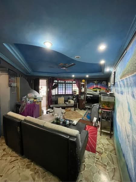 701 Hougang Avenue 2 HDB Flat For Sale at S$ 435,000 | PropertyGuru Singapore