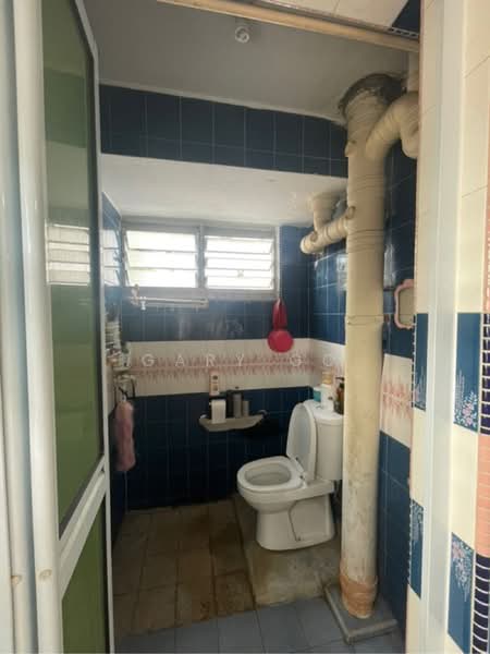 6 Lorong Lew Lian, 6 Lorong Lew Lian, Room Rental, 1,054 sqft, HDB Flat For Rent, by Gary Go, 60240564 - PropertyGuru.com.sg