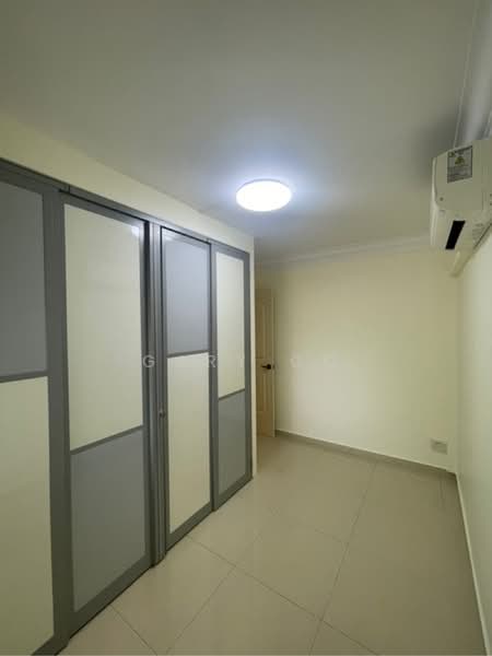 1 Lorong Lew Lian, 1 Lorong Lew Lian, 2 Bedrooms, 688 sqft, HDB Flat For Rent, by Gary Go, 60240565 - PropertyGuru.com.sg