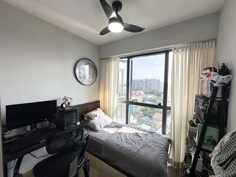 The Florence Residences Condominium For Sale at S$ 2,150,000 | PropertyGuru Singapore - Bedroom