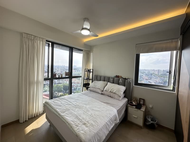 The Florence Residences Condominium For Sale at S$ 2,150,000 | PropertyGuru Singapore - Bedroom