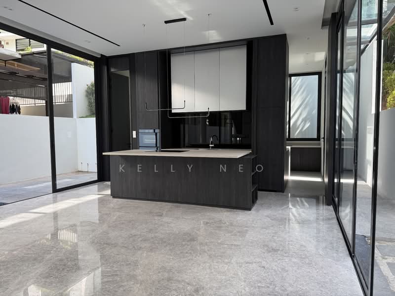 Holland Grove, Holland Grove / Mt Sinai, 7 Bedrooms, 10,150 sqft, Detached House For Sale, by Kelly Neo, 60240578 - Kitchen - PropertyGuru.com.sg