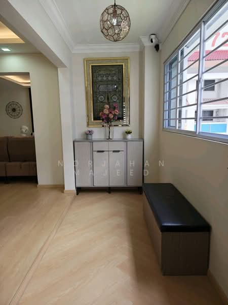 727 Jurong West Avenue 5 HDB Flat For Sale at S$ 620,000 | PropertyGuru Singapore