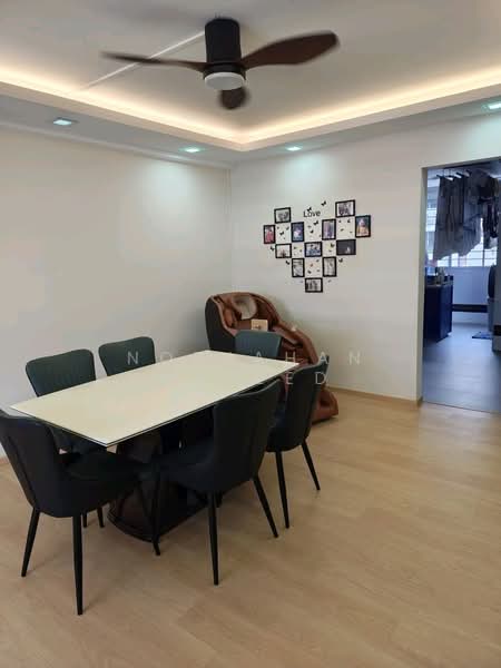727 Jurong West Avenue 5 HDB Flat For Sale at S$ 620,000 | PropertyGuru Singapore