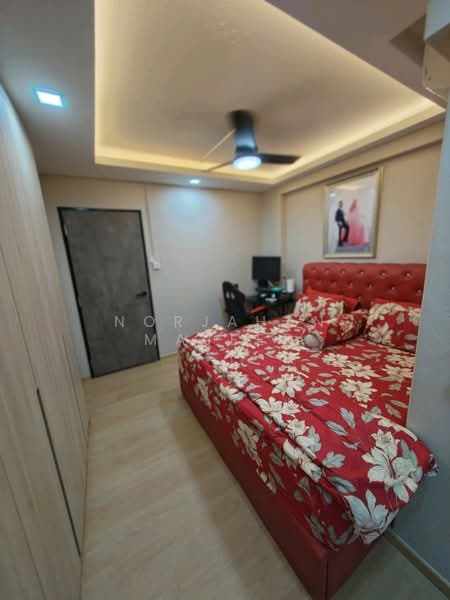 727 Jurong West Avenue 5 HDB Flat For Sale at S$ 620,000 | PropertyGuru Singapore