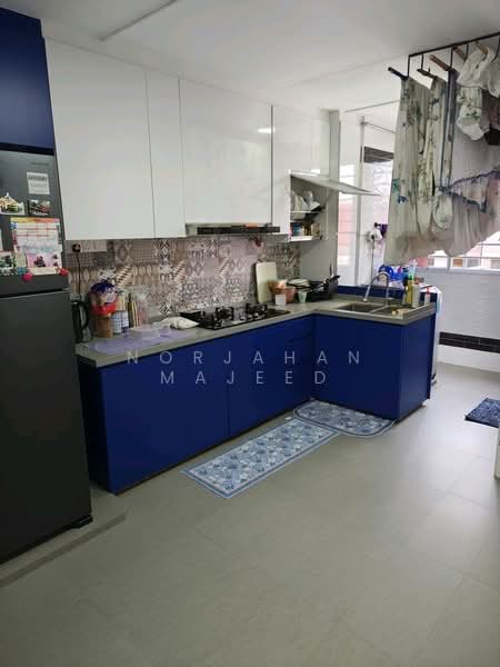 727 Jurong West Avenue 5 HDB Flat For Sale at S$ 620,000 | PropertyGuru Singapore