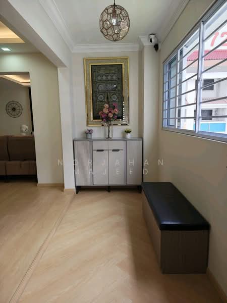 727 Jurong West Avenue 5, 727 Jurong West Avenue 5, 3 Bedrooms, 1,302 sqft, HDB Flat For Sale, by Norjahan Majeed, 60240581 - PropertyGuru.com.sg