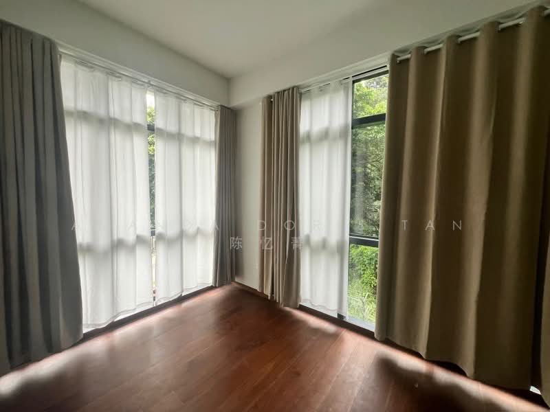 Phoenix Residences Condominium For Sale at S$ 1,180,000 | PropertyGuru Singapore