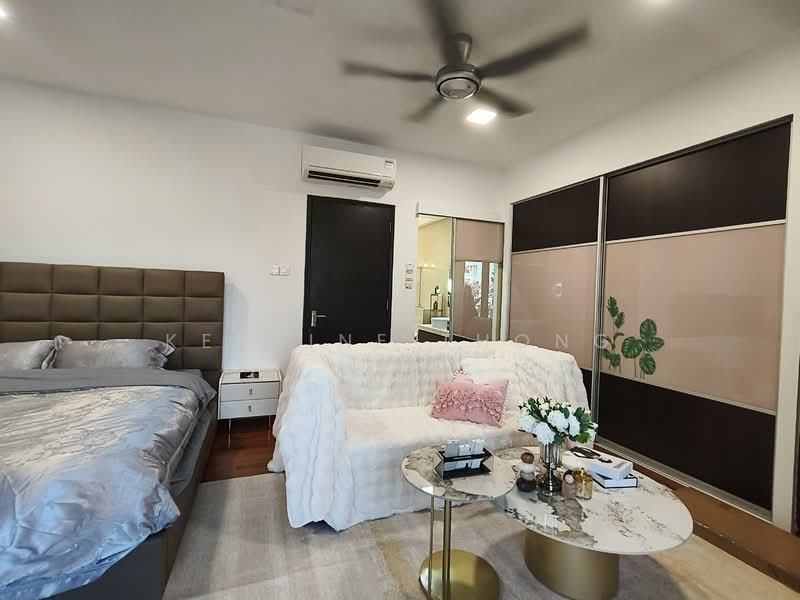 Landed Spacious Private Room for Rent in Telok Kurau!, 40D LORONG H TELOK KURAU, Room Rental, 250 sqft, Terraced House For Rent, by Kerrine Thong, 60240661 - PropertyGuru.com.sg