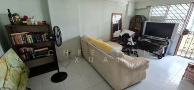 For Rent - 105 Henderson Crescent