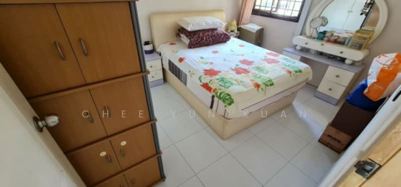 For Rent - 105 Henderson Crescent