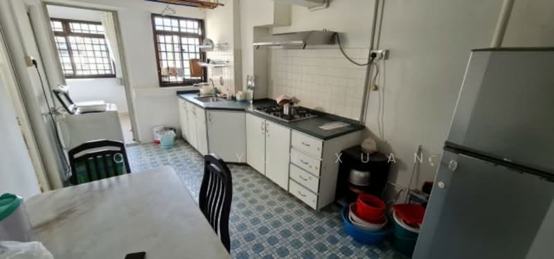 For Rent - 105 Henderson Crescent