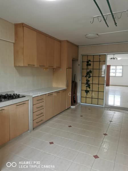 212 Ang Mo Kio Avenue 3 HDB Flat For Sale at S$ 550,000 | PropertyGuru Singapore