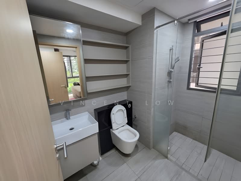 Parc Life, 21 Sembawang Crescent, 3 Bedrooms, 947 sqft, Executive Condominium For Sale, by Vincent Low, 60240897 - Bathroom - PropertyGuru.com.sg