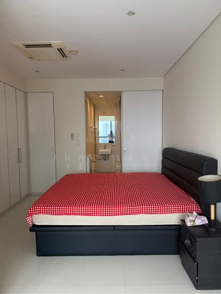 For Rent - High Street Centre