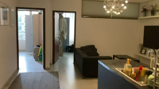 International Plaza Apartment For Sale at S$ 1,459,999 | PropertyGuru Singapore