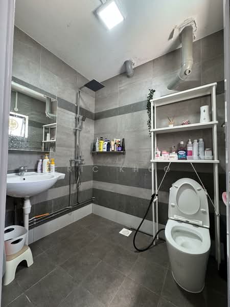 219 Petir Road, 219 Petir Road, 2 Bedrooms, 807 sqft, HDB Flat For Rent, by Eric Khoo, 60241083 - PropertyGuru.com.sg