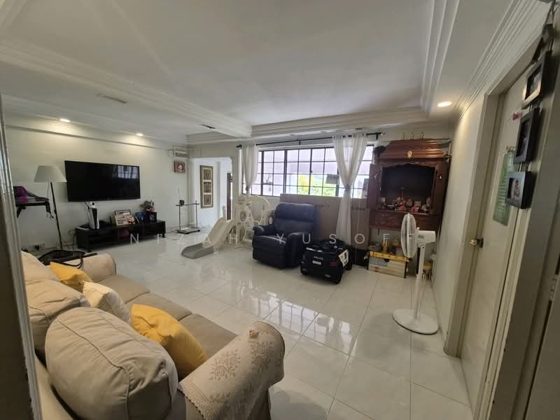 For Rent - 237 Yishun Ring Road