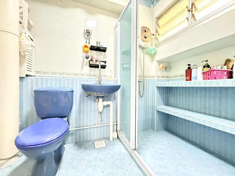354 Woodlands Avenue 1, 354 Woodlands Avenue 1, 3 Bedrooms, 1,130 sqft, HDB Flat For Sale, by Rain Xie 谢燕瑜, 60241104 - Bathroom - PropertyGuru.com.sg