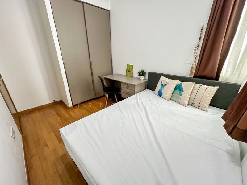 Waterfront @ Faber, 48 Faber Walk, Room Rental, 200 sqft, Apartment For Rent, by Vernon Low, 60241113 - PropertyGuru.com.sg