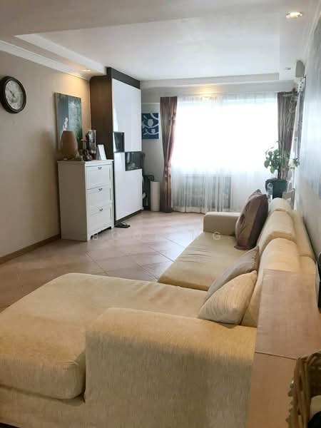 For Rent - 158 Tampines Street 12