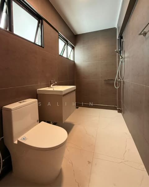 For Rent - 112 Woodlands Street 13