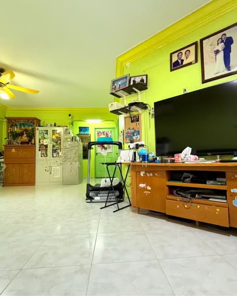 183 Bukit Batok West Avenue 8 HDB Flat For Sale at S$ 485,000 | PropertyGuru Singapore