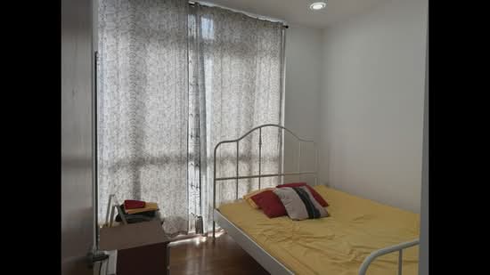 Ocean Front Suites Condominium For Sale at S$ 950,000 | PropertyGuru Singapore