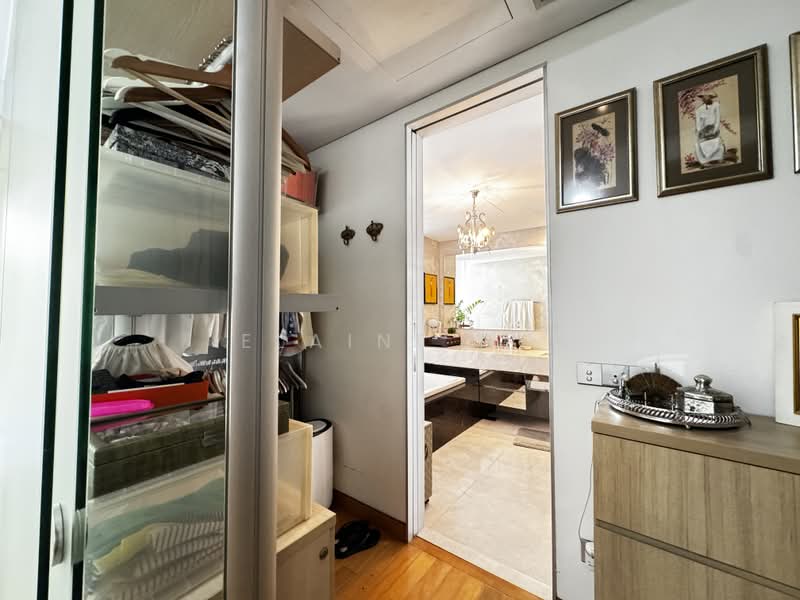 St. Regis Residences Singapore, 31 Tanglin Road, 4 Bedrooms, 2,121 sqft, Condominium For Rent, by Elaine Ng, 60241308 - Walk-in wardrobe - PropertyGuru.com.sg