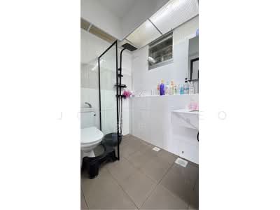 For Sale - 26B Saint George's Lane