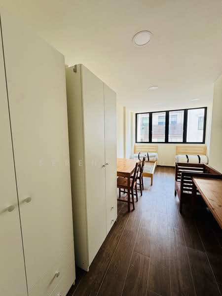 Near Kovan MRT within 250m (3-4min walk), 9 SIMON ROAD, Room Rental, 100 sqft, Shophouse For Rent, by Serene Chua, 60241636 - En-suite bedroom - twin sharing $2300 - PropertyGuru.com.sg