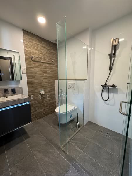 Near Kovan MRT within 250m (3-4min walk), 9 SIMON ROAD, Room Rental, 100 sqft, Shophouse For Rent, by Serene Chua, 60241636 - Bathroom - PropertyGuru.com.sg