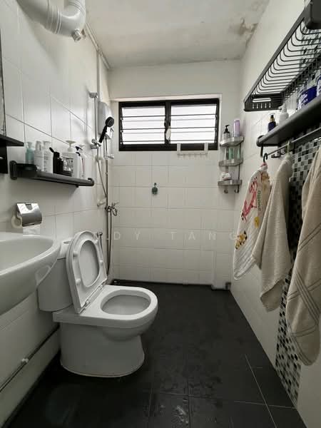 775 Yishun Ring Road HDB Flat For Sale at S$ 688,000 | PropertyGuru Singapore