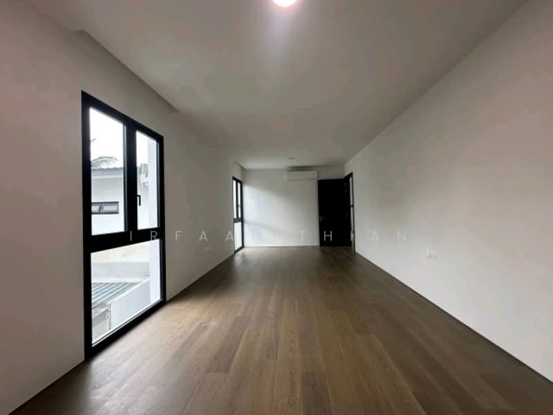 Henry Park Semi-Detached House For Sale at S$ 19,780,000 | PropertyGuru Singapore