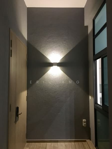 J Gateway, 6 Gateway Drive, 2 Bedrooms, 743 sqft, Condominium For Rent, by Eric Ang, 60241721 - PropertyGuru.com.sg