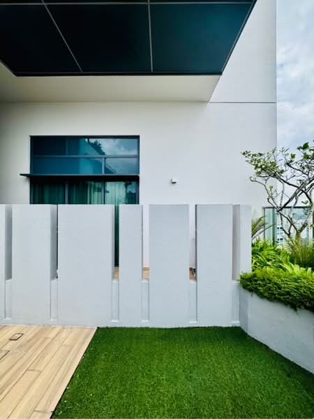 J Gateway, 6 Gateway Drive, 2 Bedrooms, 743 sqft, Condominium For Rent, by Eric Ang, 60241721 - PropertyGuru.com.sg