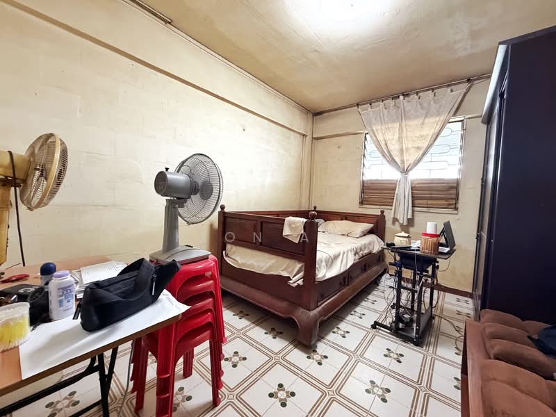 121 Ang Mo Kio Avenue 3 HDB Flat For Sale at S$ 380,000 | PropertyGuru Singapore