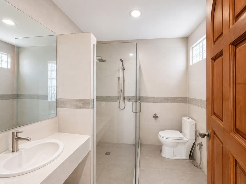 CASHEW CRESCENT, CASHEW CRESCENT, 5 Bedrooms, 4,008 sqft, Semi-Detached House For Sale, by Sharon Nio, 60241770 - PropertyGuru.com.sg